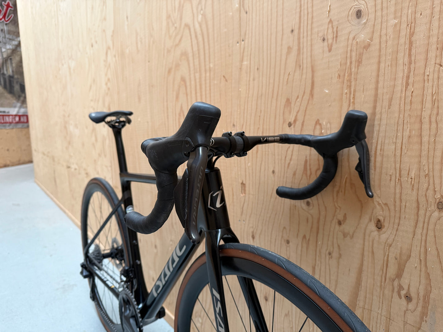 Isaac Element, Ultegra Di2 - M - 2025 - Zwart