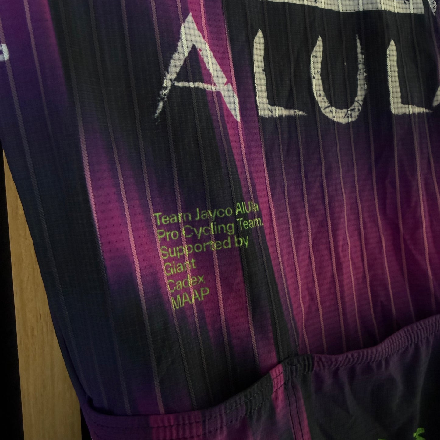 MAAP CC - World Tour Team Jayco Alula Snelpak - Nieuw Lightweight Speedsuit