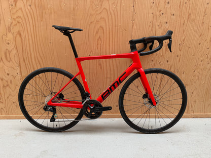 BMC Teammachine SLR THREE, 105 Di2, 2026