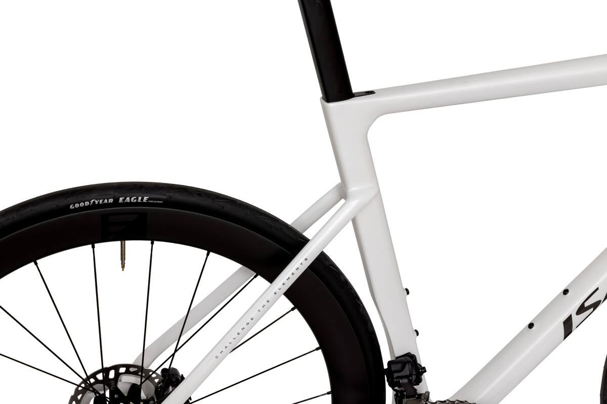 Isaac Boson Mineral White 2026 L