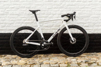 Isaac Boson Mineral White 2026 L